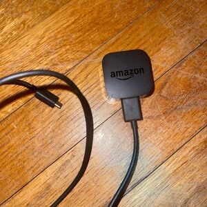 Amazon 5W AC Adapter Charger Model No.PE98ED‎  P/N: FA-0501000SUH  PA-1050-07AZ